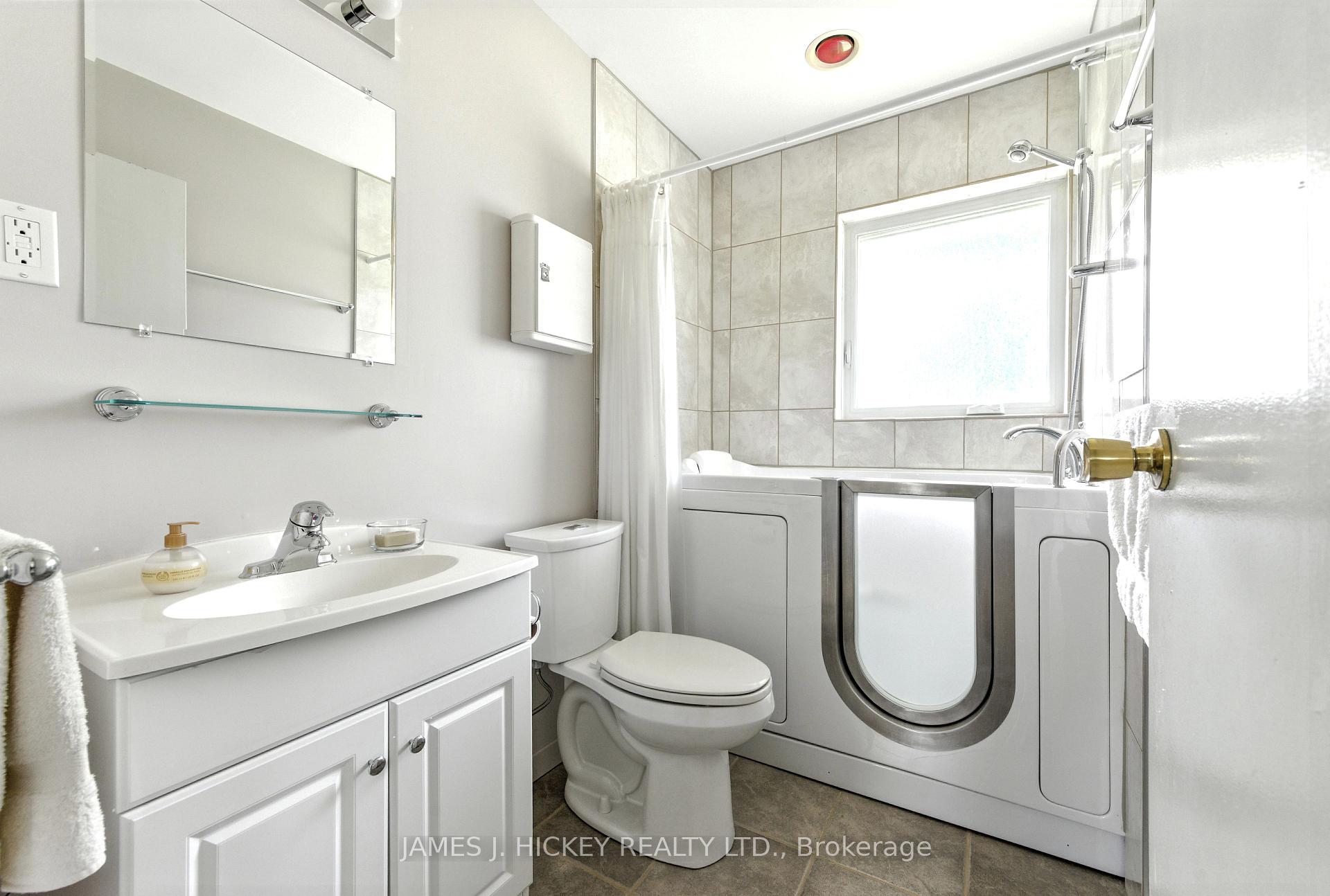 Photo 21 of 1 Newton Crescent, Deep River — HOMEH