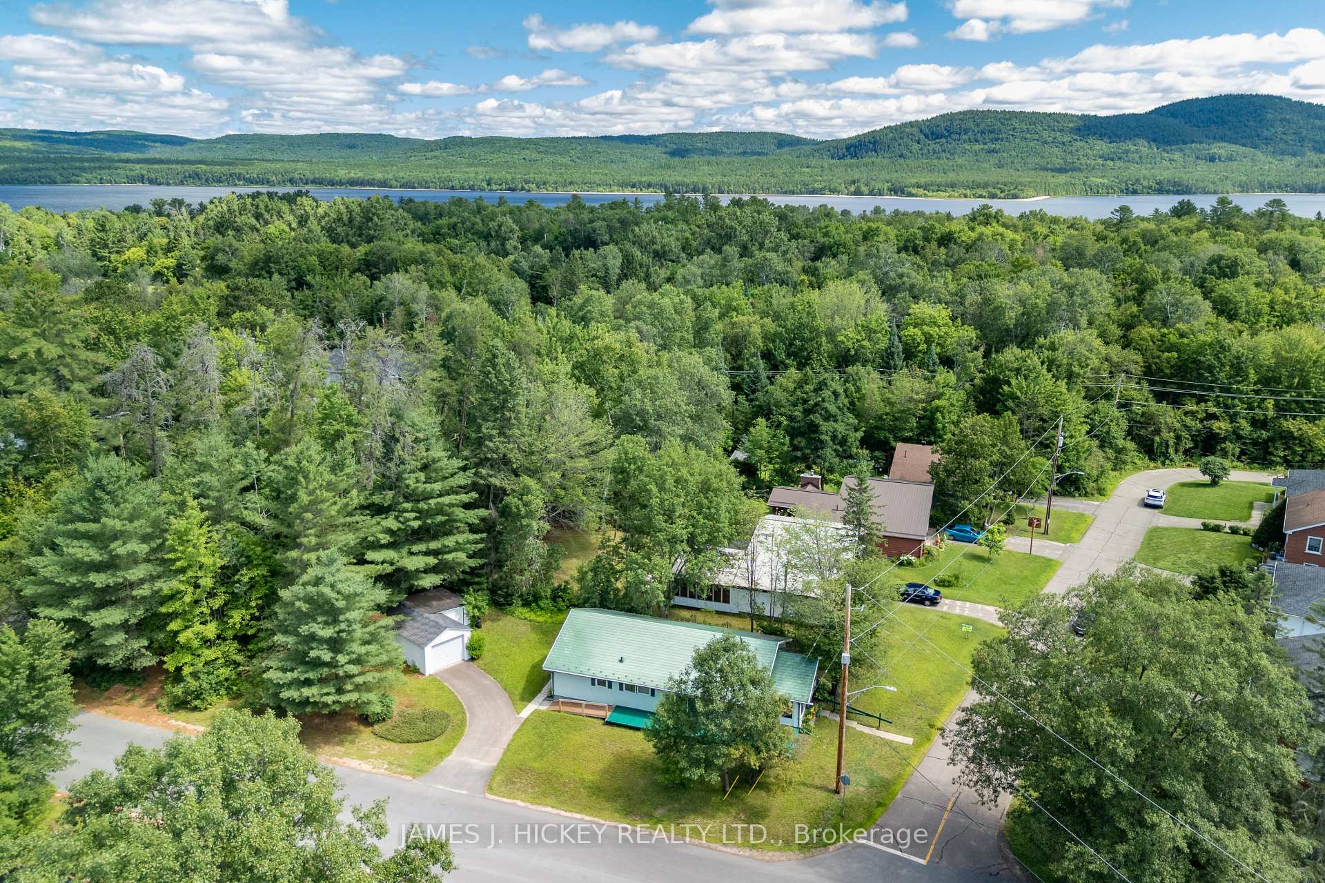 Photo 36 of 1 Newton Crescent, Deep River — HOMEH
