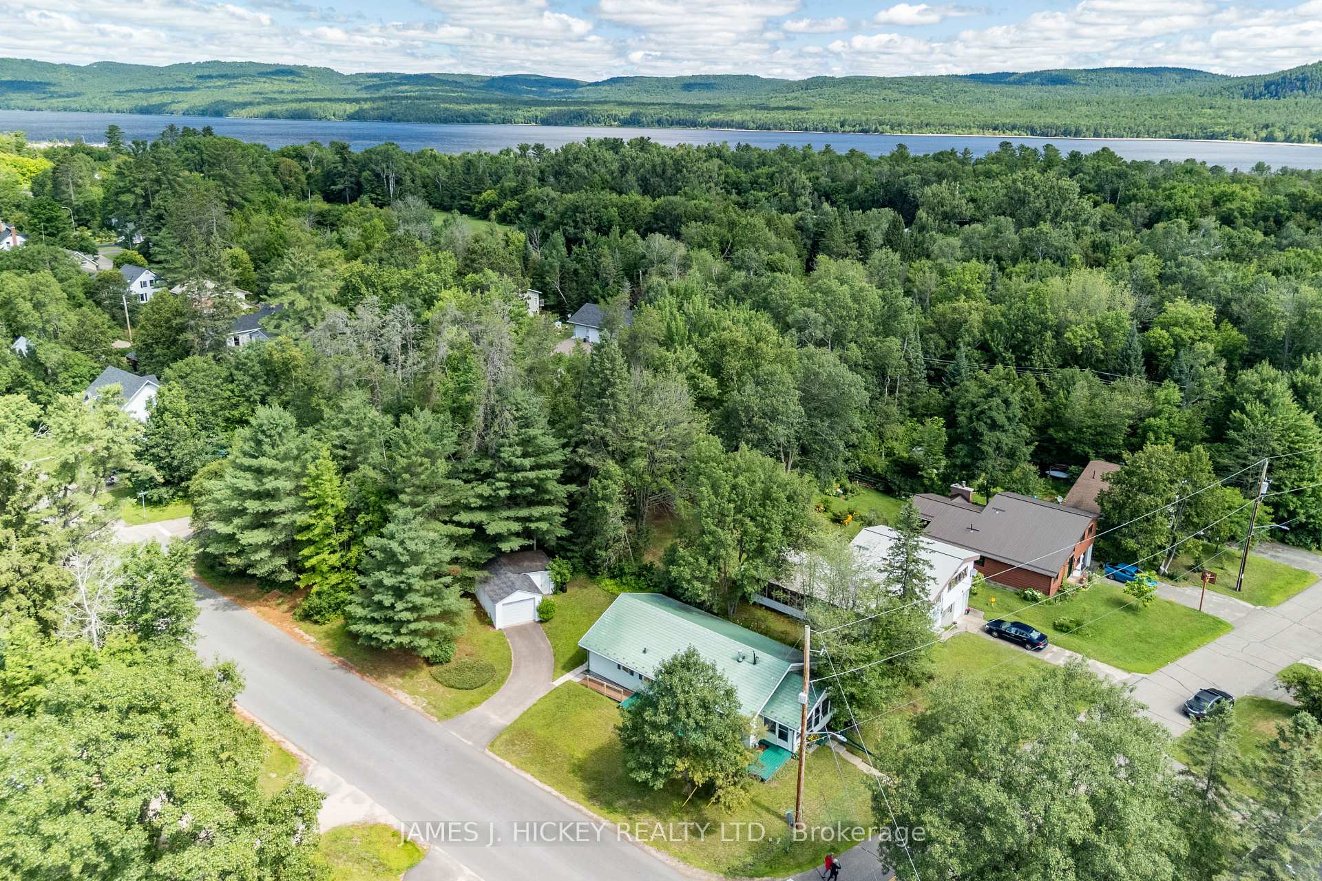 Photo 32 of 1 Newton Crescent, Deep River — HOMEH