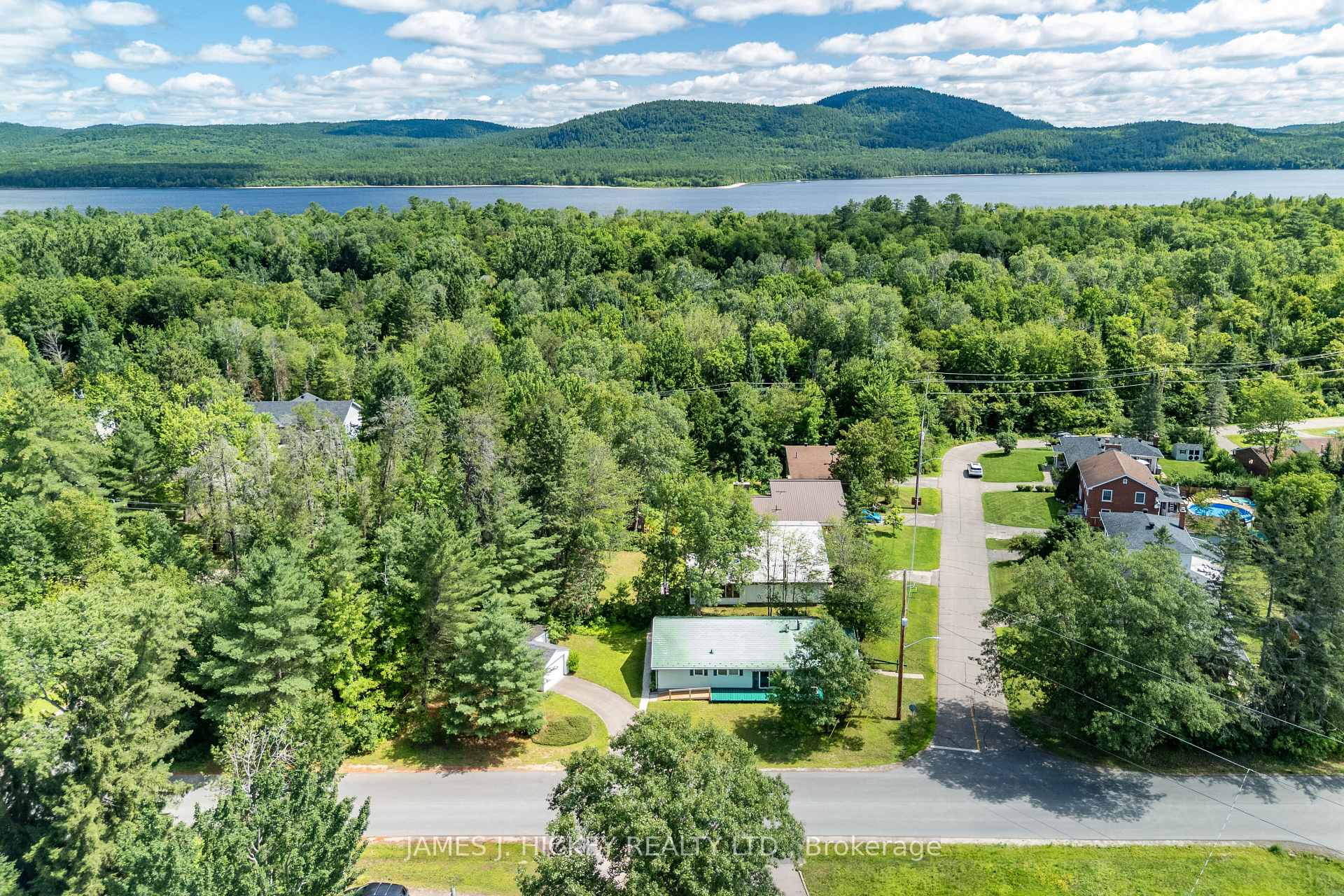 Photo 34 of 1 Newton Crescent, Deep River — HOMEH