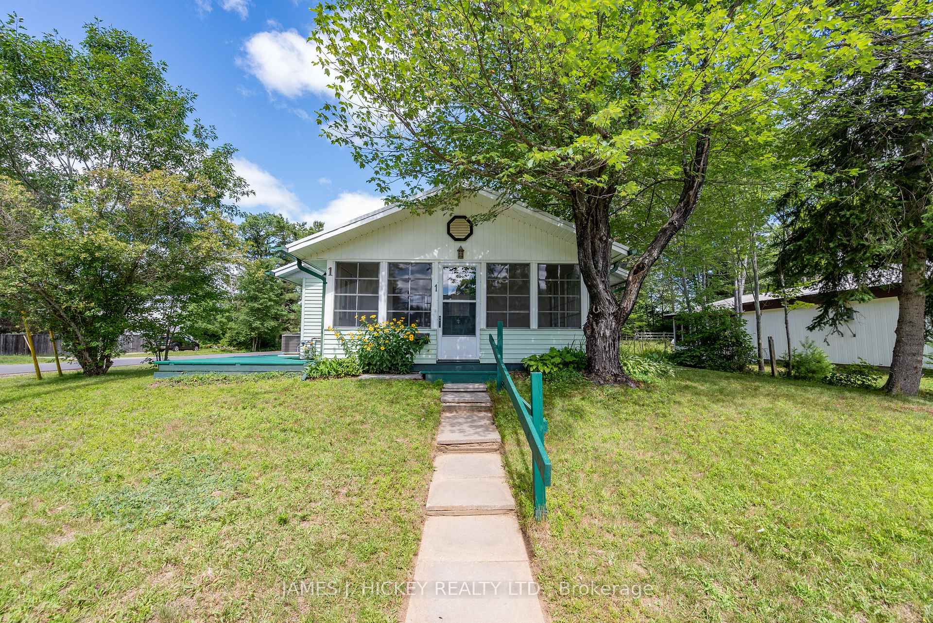 Photo 39 of 1 Newton Crescent, Deep River — HOMEH