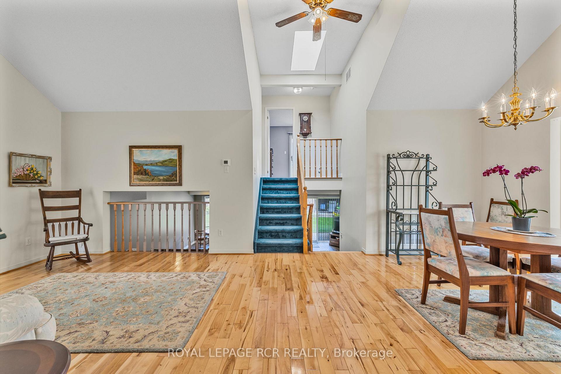 Photo 14 of 1 Biffis Court, New Tecumseth, Alliston — HOMEH