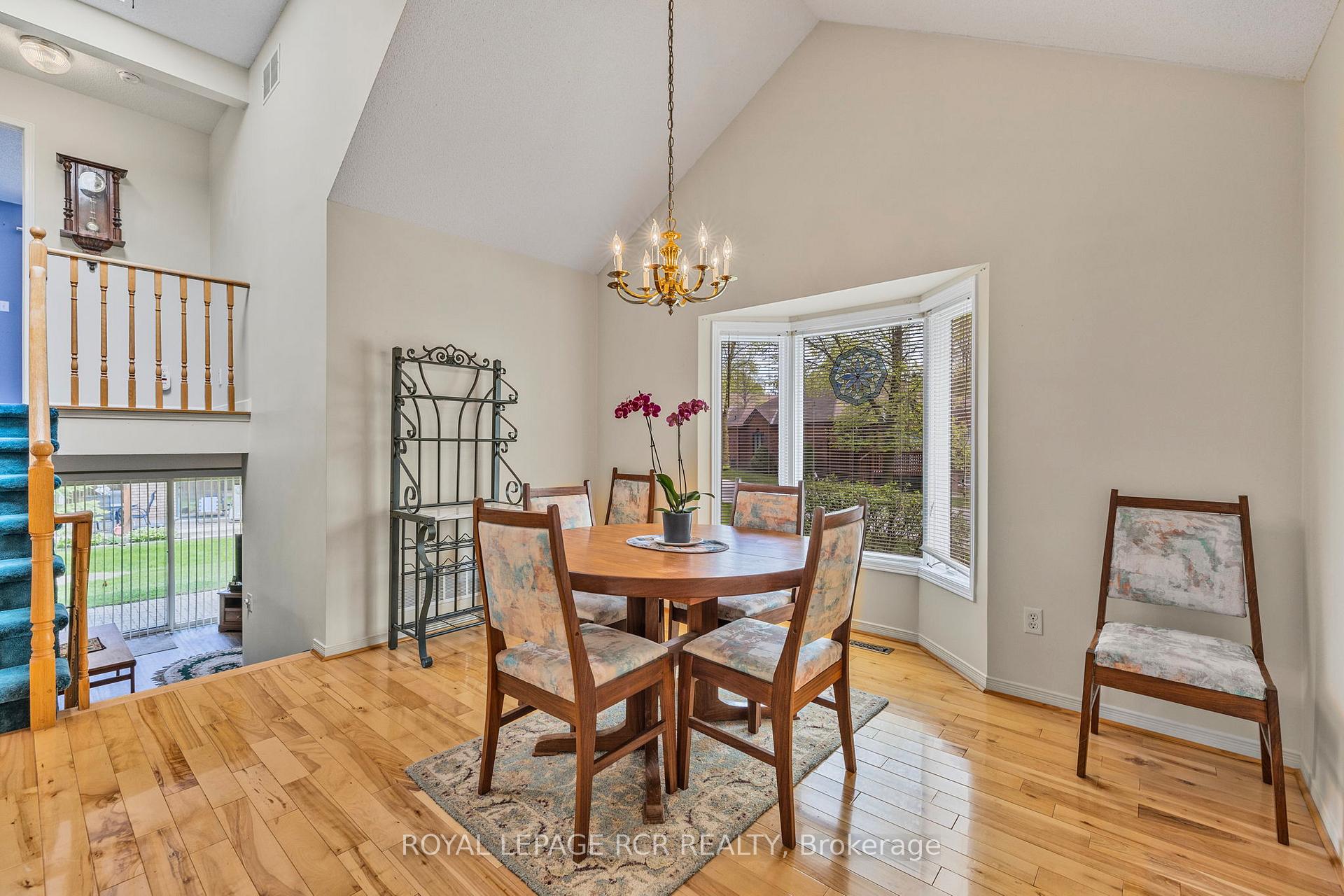 Photo 18 of 1 Biffis Court, New Tecumseth, Alliston — HOMEH