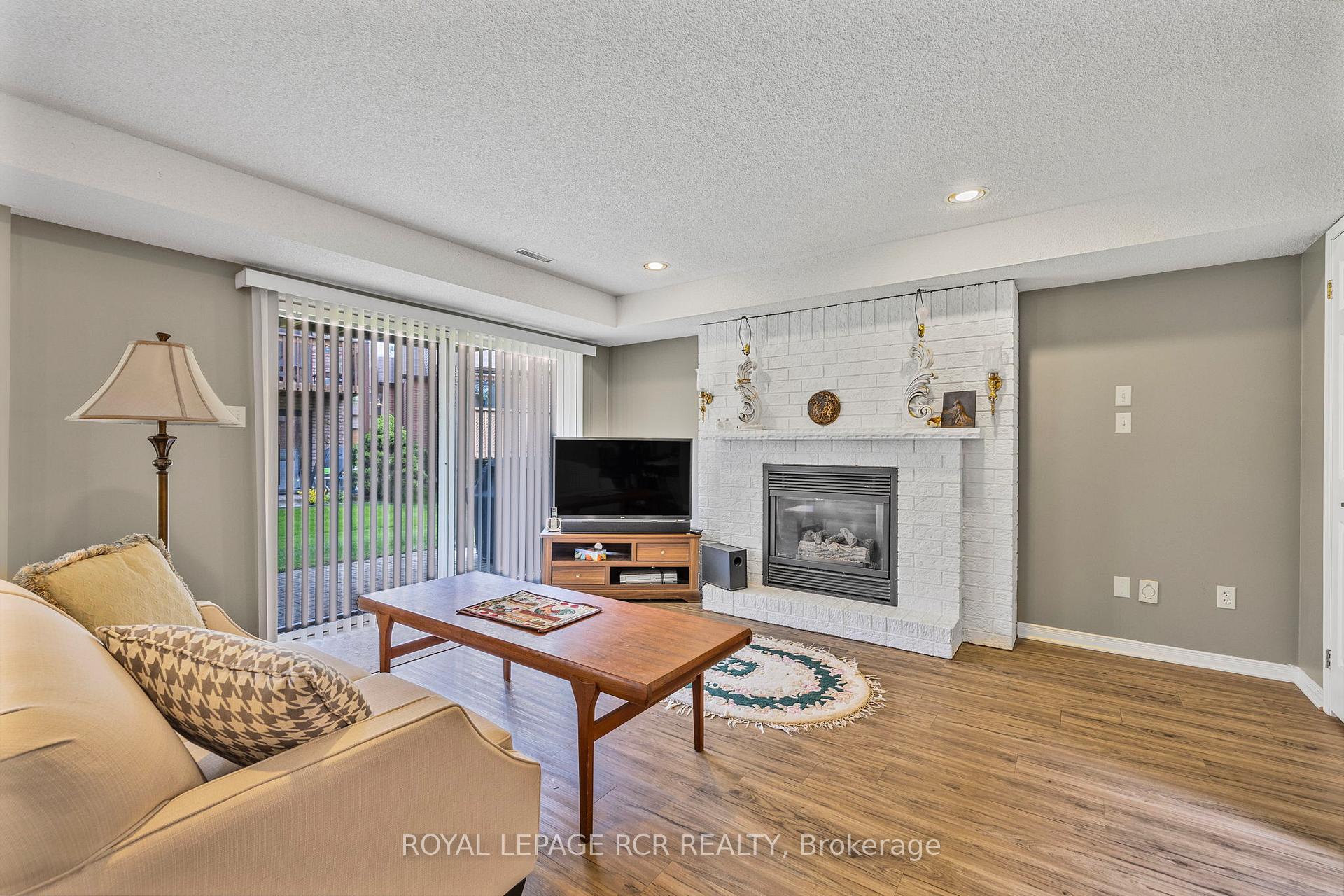 Photo 33 of 1 Biffis Court, New Tecumseth, Alliston — HOMEH