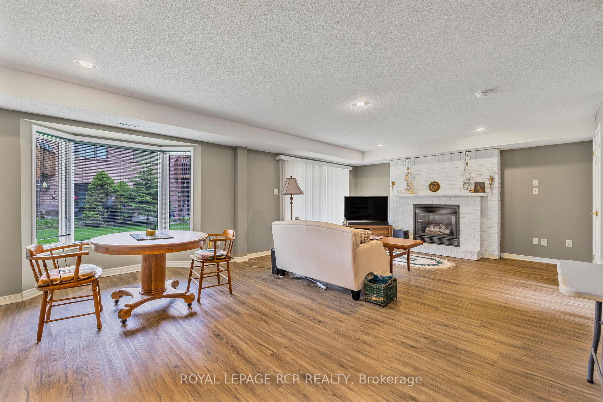 Photo 35 of 1 Biffis Court, New Tecumseth, Alliston — HOMEH