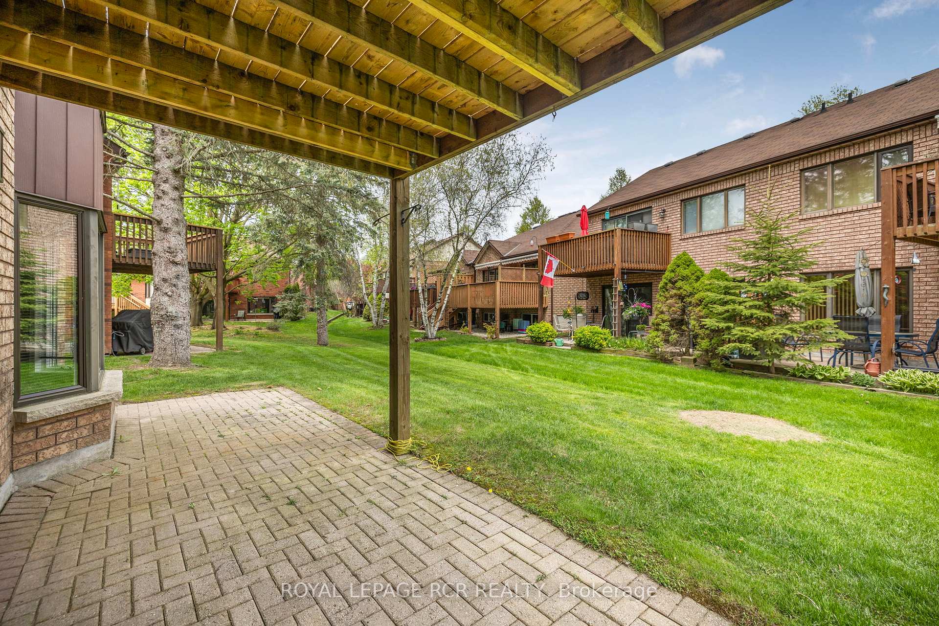 Photo 43 of 1 Biffis Court, New Tecumseth, Alliston — HOMEH