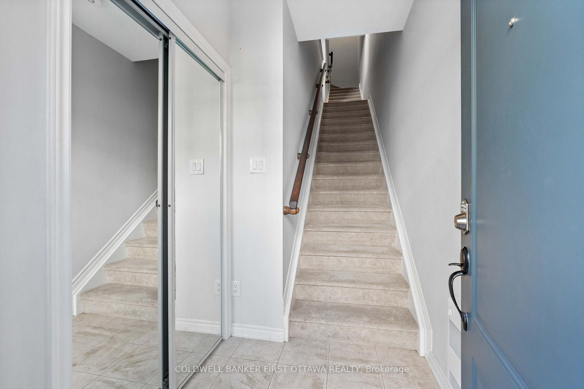 Photo 6 of 157 Anthracite Pvt, Ottawa, Barrhaven - Heritage Park — HOMEH