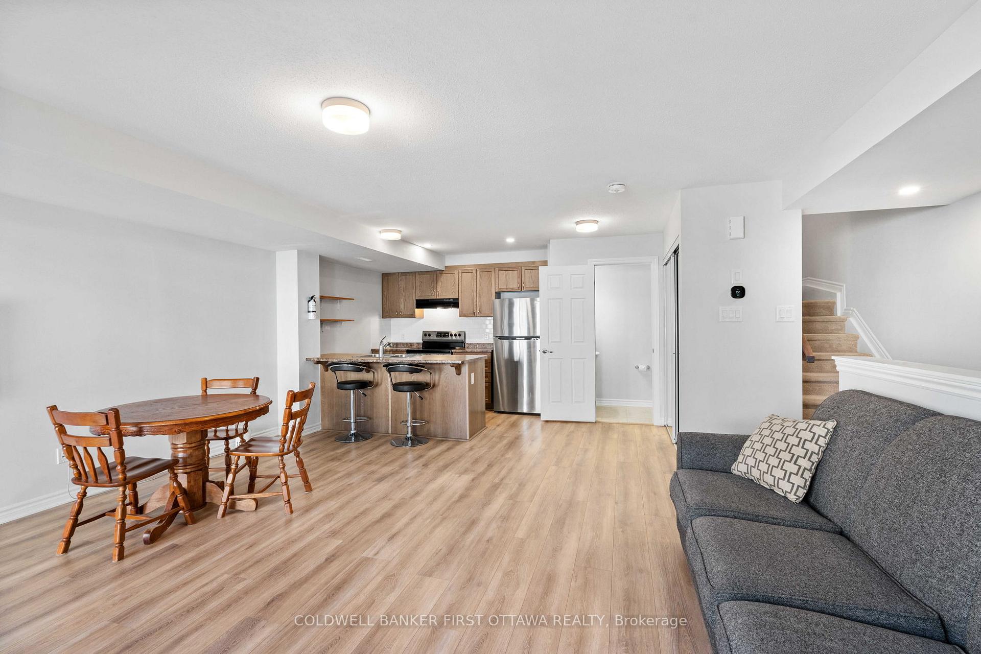Photo 11 of 157 Anthracite Pvt, Ottawa, Barrhaven - Heritage Park — HOMEH