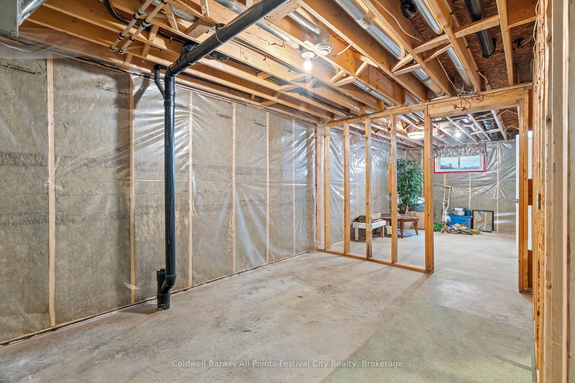 Photo 36 of 47 Fairhaven Lane, Goderich, Goderich (Town) — HOMEH