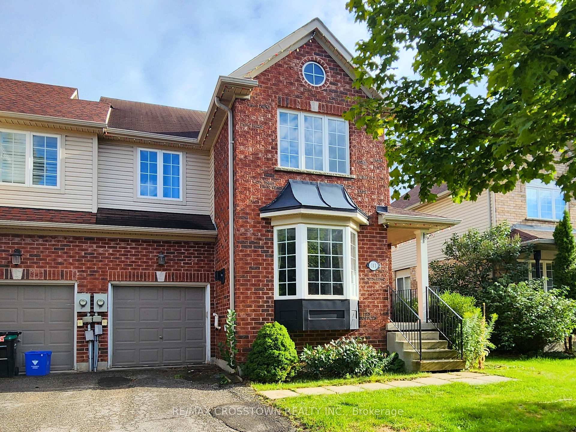 Photo 1 of 141 Thrushwood Drive, Barrie, 400 West — HOMEH