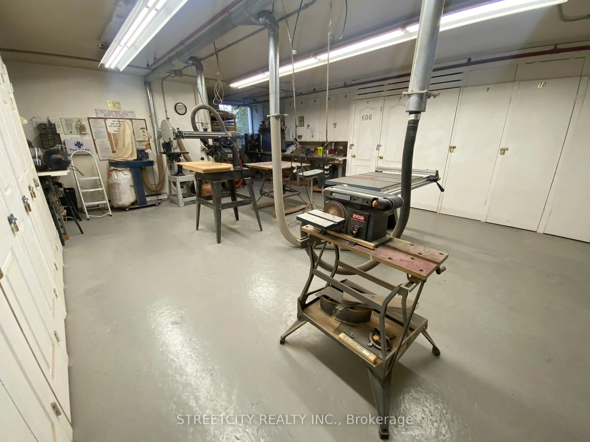 Photo 26 of Unit 1607, 500 Green Road, Hamilton, Stoney Creek — HOMEH