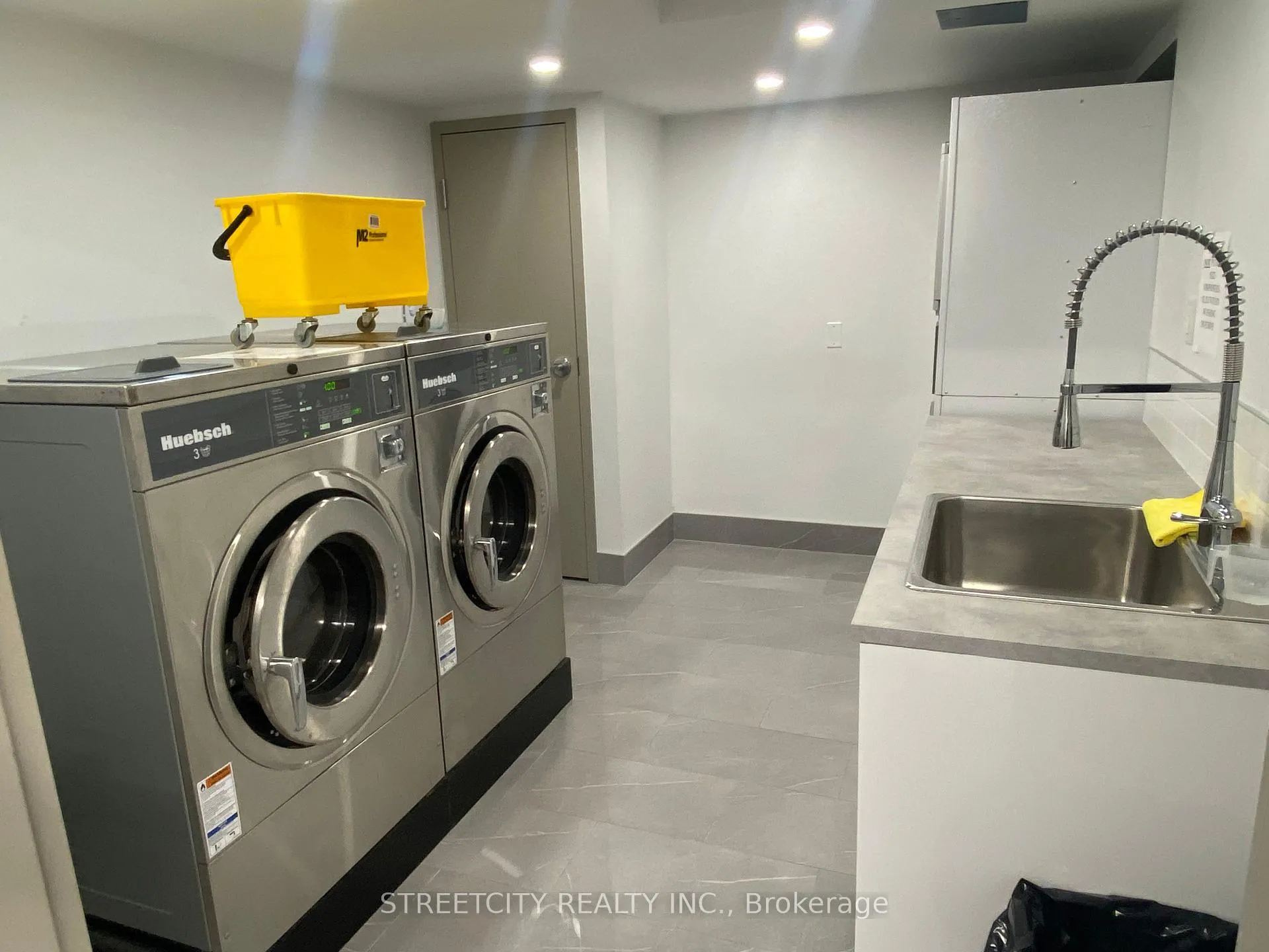 Photo 31 of Unit 1607, 500 Green Road, Hamilton, Stoney Creek — HOMEH