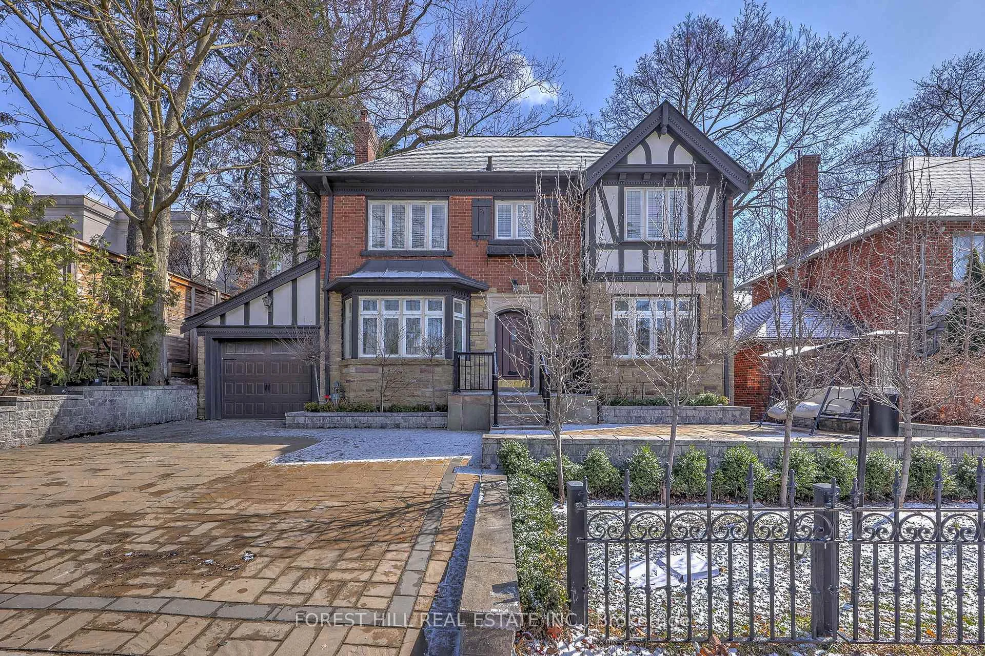 Photo 4 of 607 Spadina Road, Toronto, Forest Hill South — HOMEH