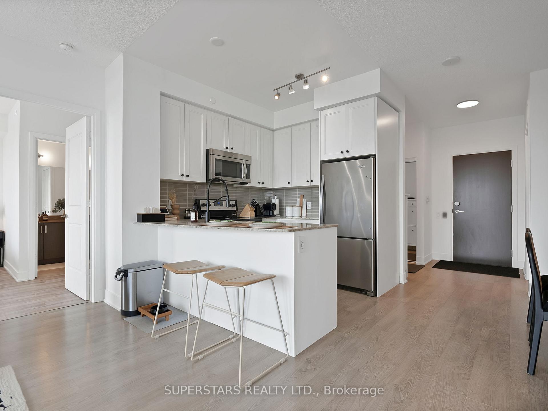 Photo 7 of Unit 620, 7608 Yonge Street, Vaughan, Crestwood-Springfarm-Yorkhill — HOMEH