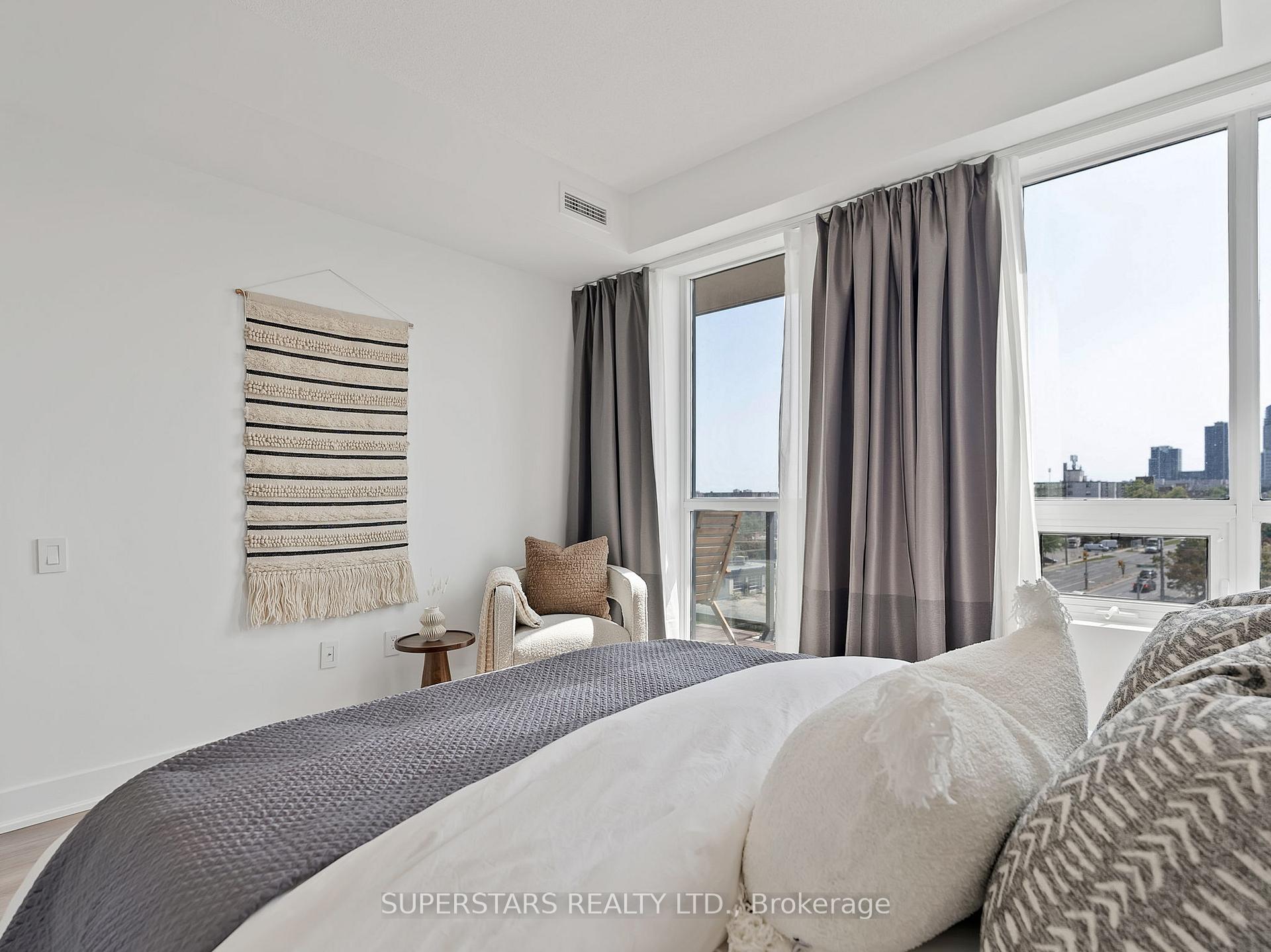 Photo 10 of Unit 620, 7608 Yonge Street, Vaughan, Crestwood-Springfarm-Yorkhill — HOMEH