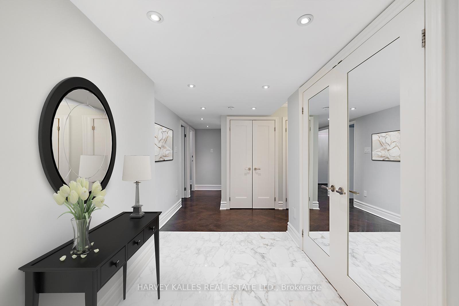 Photo 5 of Unit 401, 70 Elmsthorpe Avenue, Toronto, Forest Hill South — HOMEH