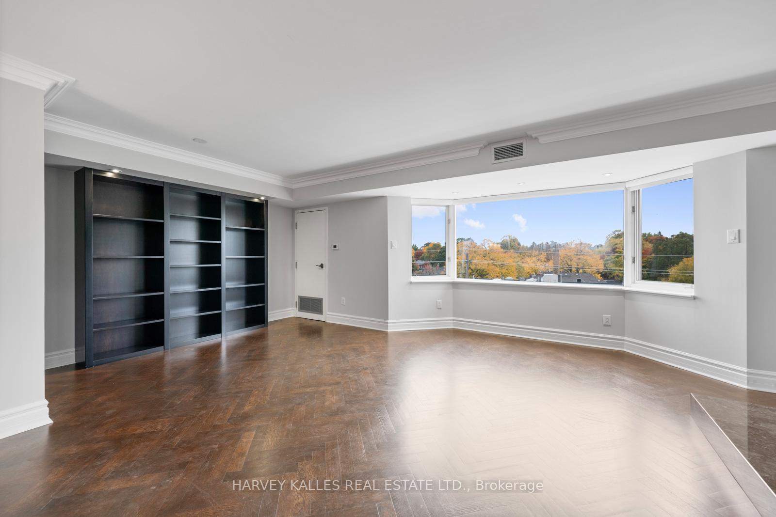 Photo 19 of Unit 401, 70 Elmsthorpe Avenue, Toronto, Forest Hill South — HOMEH