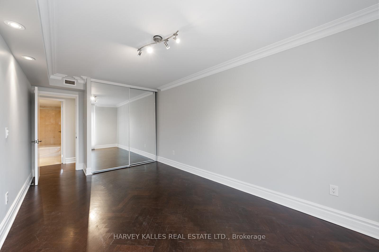 Photo 29 of Unit 401, 70 Elmsthorpe Avenue, Toronto, Forest Hill South — HOMEH