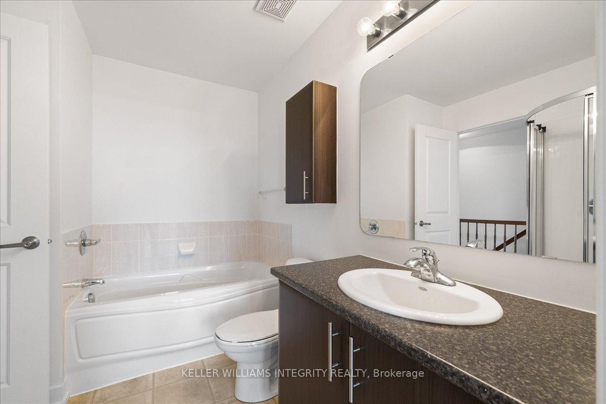 Photo 23 of Unit B, 2016 Dorima Street, Ottawa, Avalon East — HOMEH