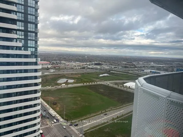 Photo 2 of Unit 3315, 8 Interchange Way, Vaughan, Vaughan Corporate Centre — HOMEH