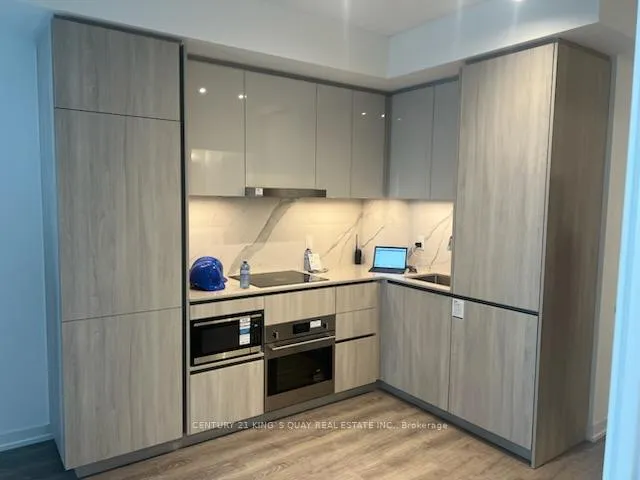 Photo 4 of Unit 3315, 8 Interchange Way, Vaughan, Vaughan Corporate Centre — HOMEH