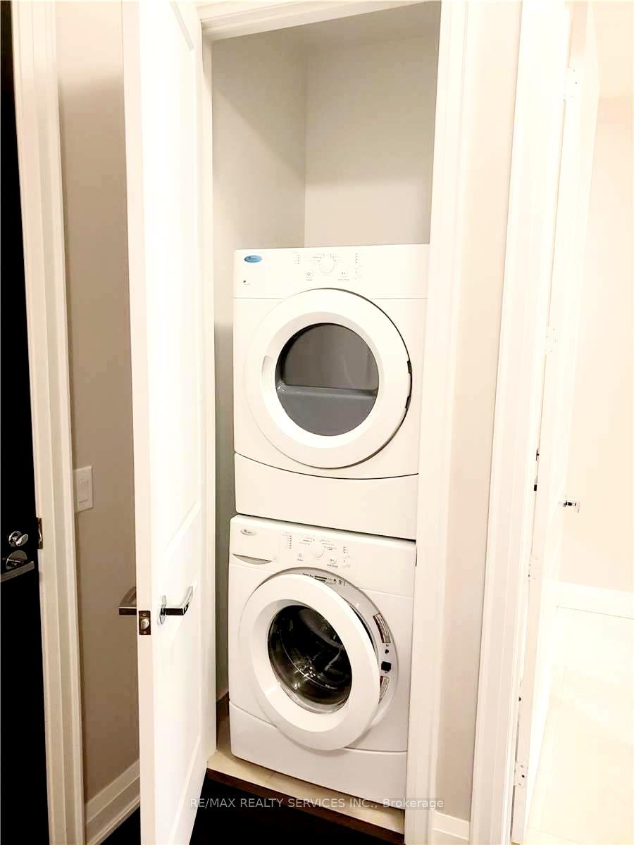 Photo 10 of Unit 102, 11 Bronte Road, Oakville, Bronte — HOMEH