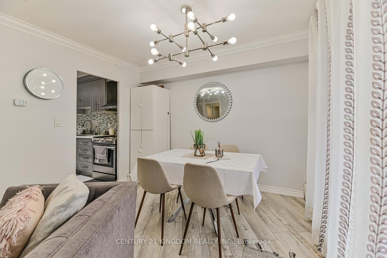 Photo 25 of Unit 811, 15 Vicora Link Way, Toronto, Flemingdon Park — HOMEH