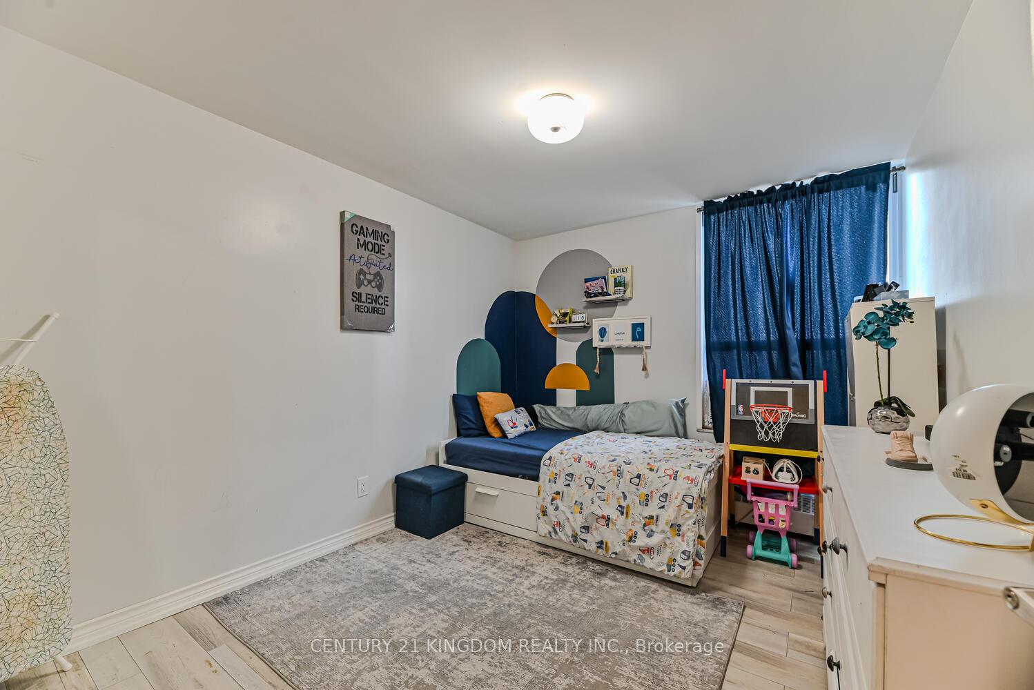 Photo 32 of Unit 811, 15 Vicora Link Way, Toronto, Flemingdon Park — HOMEH