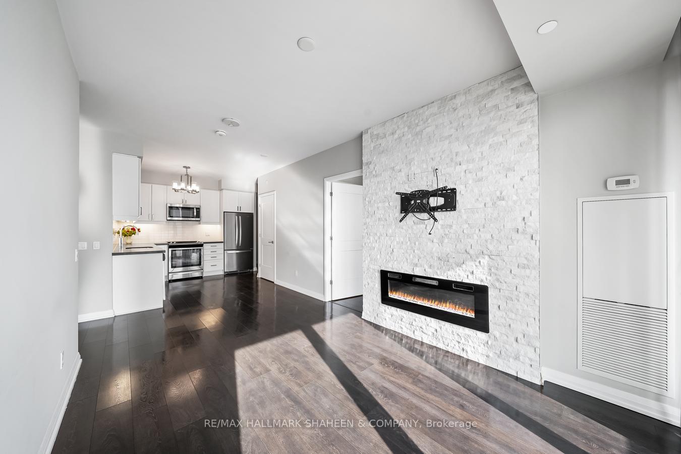 Photo 12 of Unit 3308, 7895 Jane Street, Vaughan, Concord — HOMEH