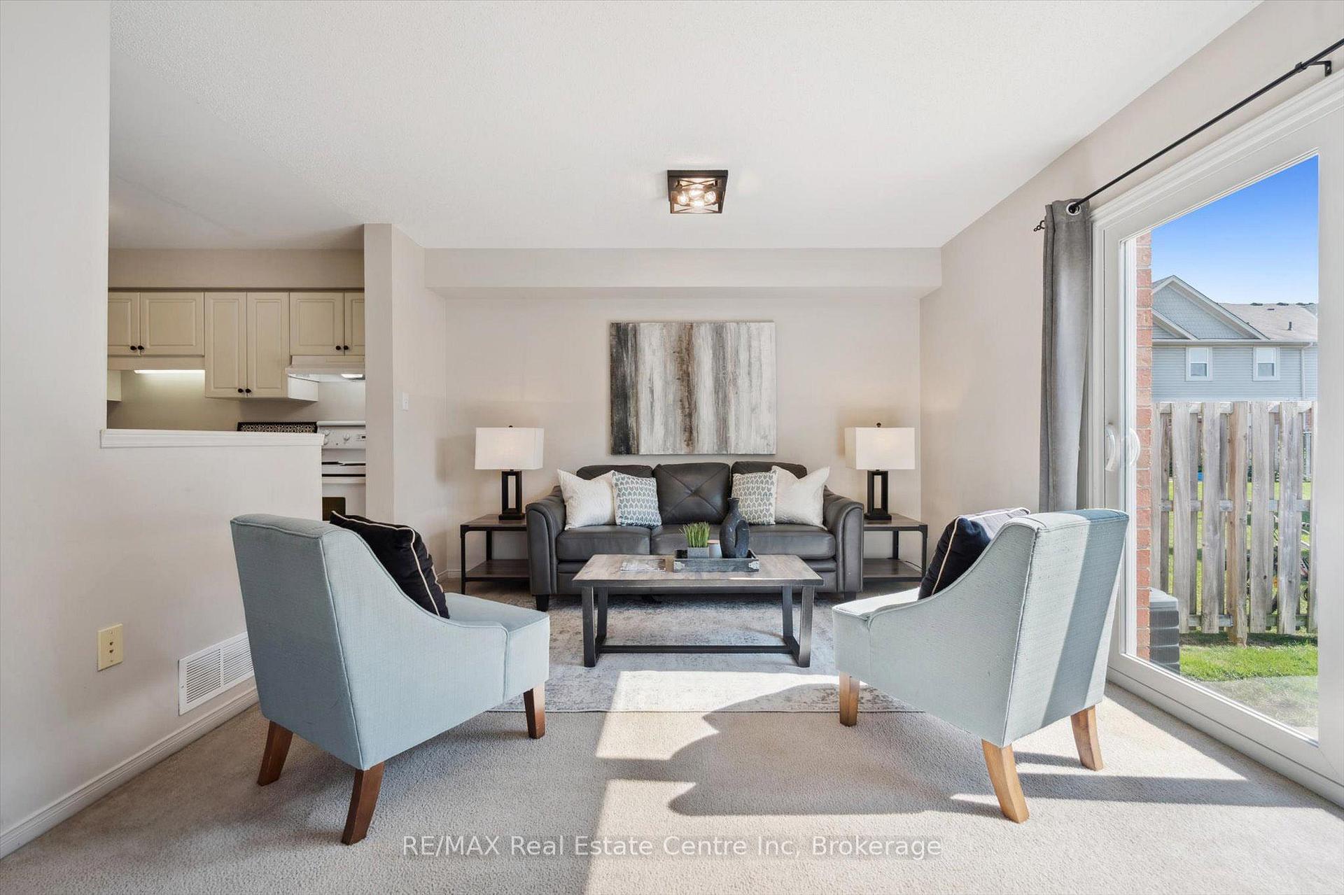 Photo 1 of Unit 36, 124 Gosling Gardens, Guelph, Clairfields/Hanlon Business Park — HOMEH