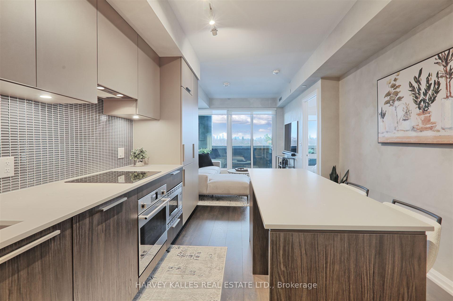 Front of Unit 412, 4208 Dundas Street W