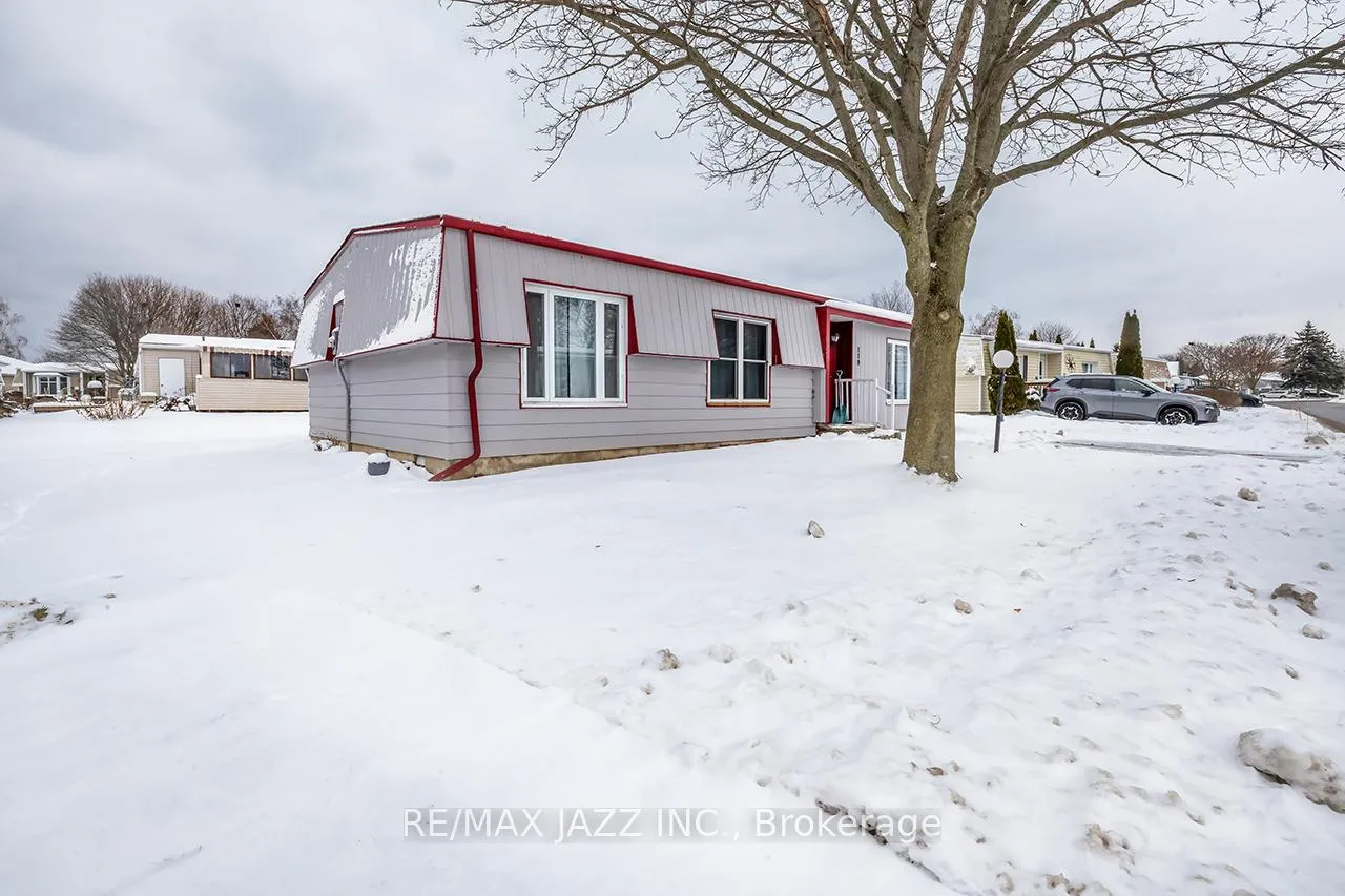 Photo 3 of 119 Wilmot Trail, Clarington, Bowmanville — HOMEH