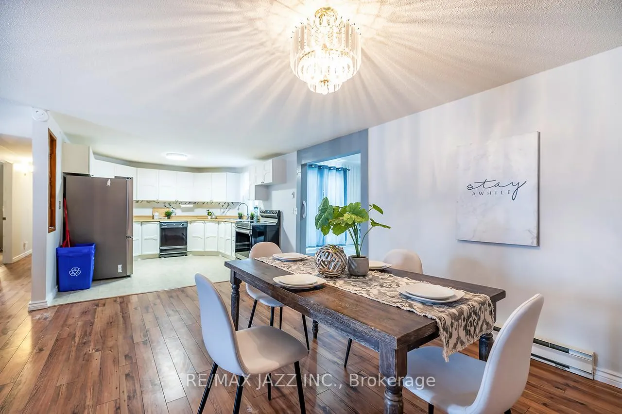 Photo 15 of 119 Wilmot Trail, Clarington, Bowmanville — HOMEH