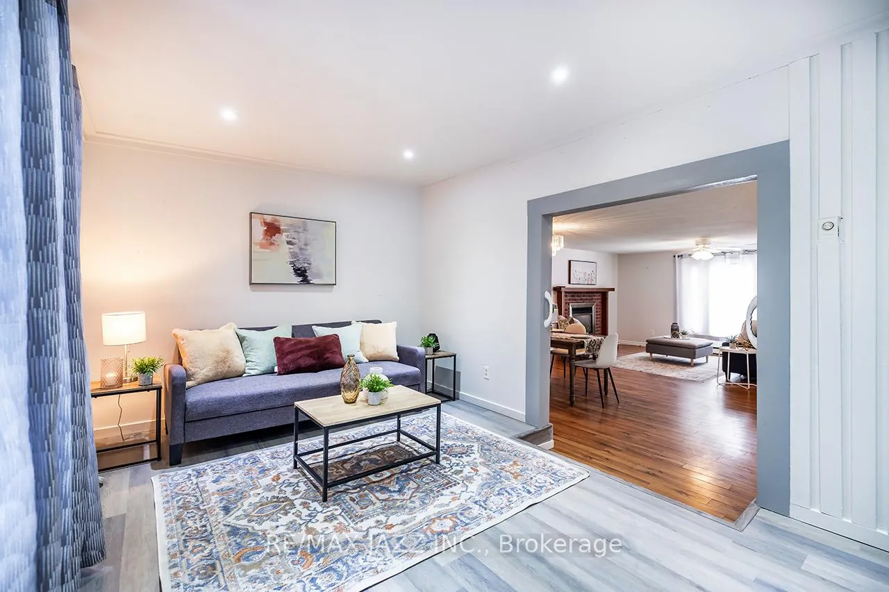 Photo 21 of 119 Wilmot Trail, Clarington, Bowmanville — HOMEH
