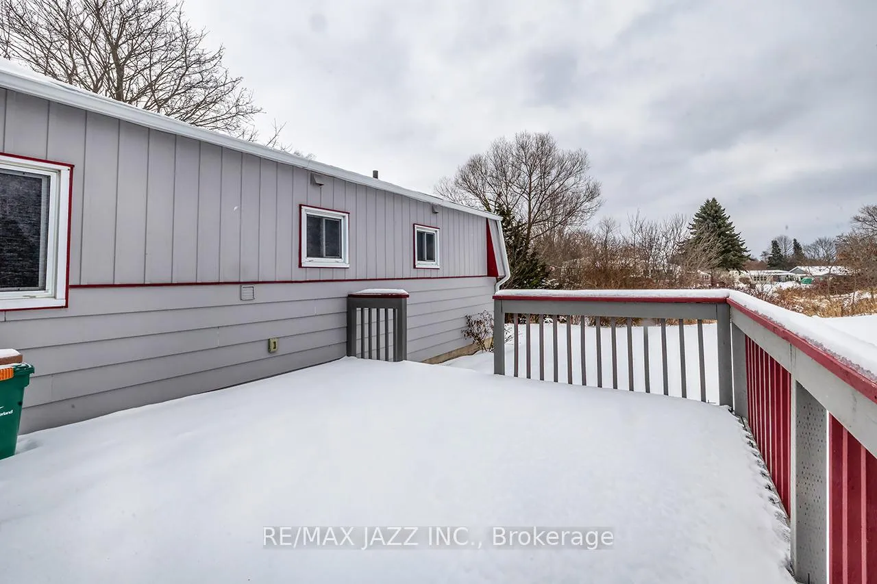 Photo 32 of 119 Wilmot Trail, Clarington, Bowmanville — HOMEH