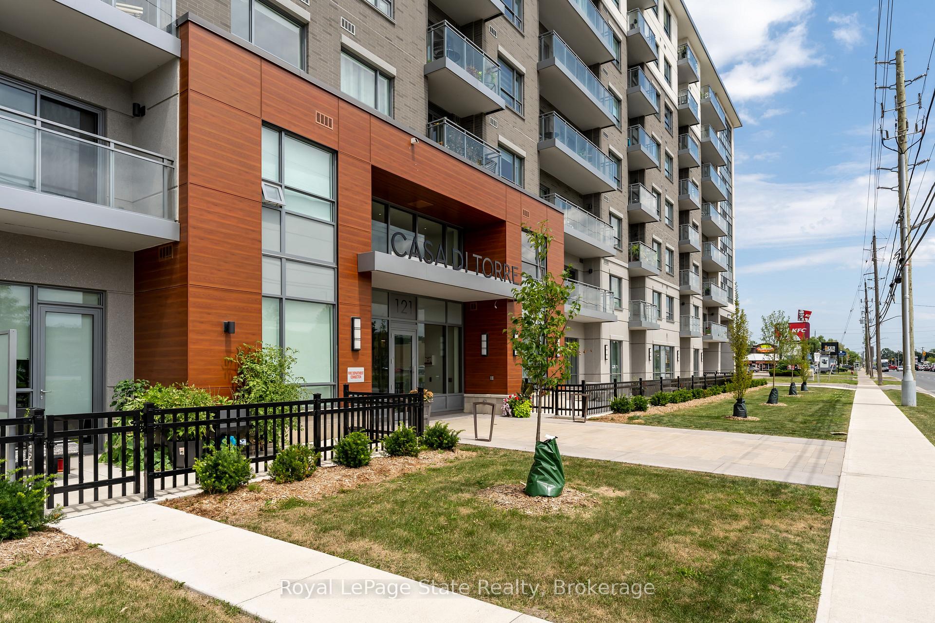 Photo 2 of Unit 516, 121 8 Highway, Hamilton, Stoney Creek — HOMEH