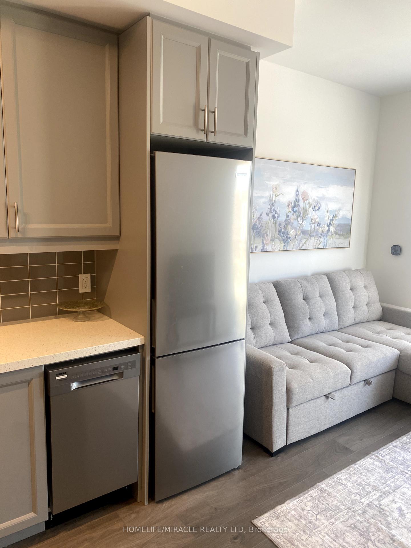 Photo 2 of Unit 322, 2333 Khalsa Gate, Oakville, Westmount — HOMEH