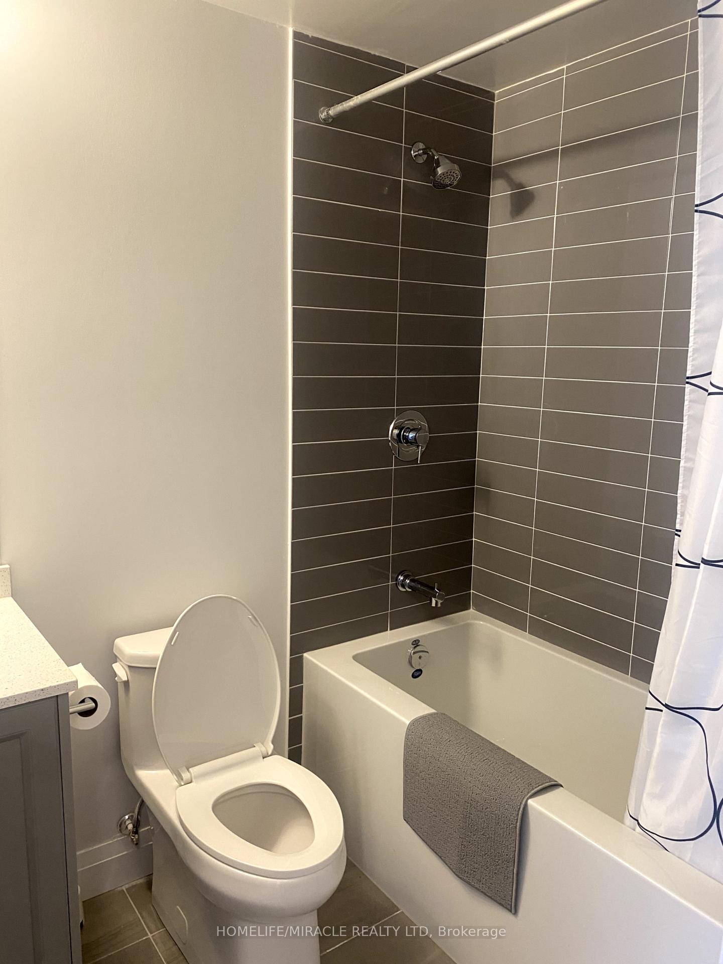 Photo 10 of Unit 322, 2333 Khalsa Gate, Oakville, Westmount — HOMEH