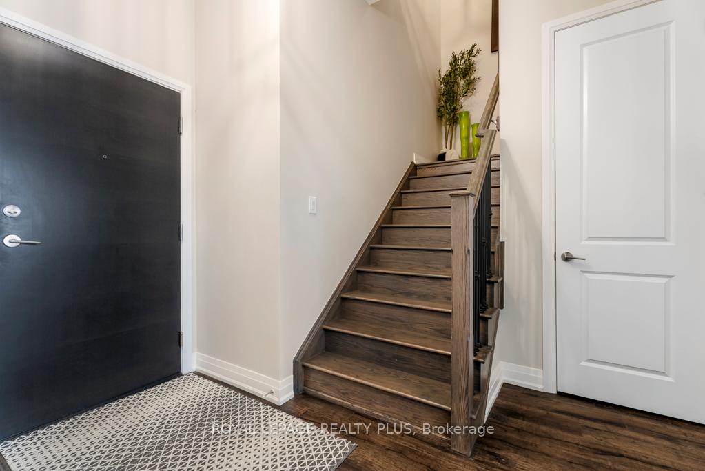 Photo 8 of Unit 514, 150 Oak Park Boulevard, Oakville, River Oaks — HOMEH
