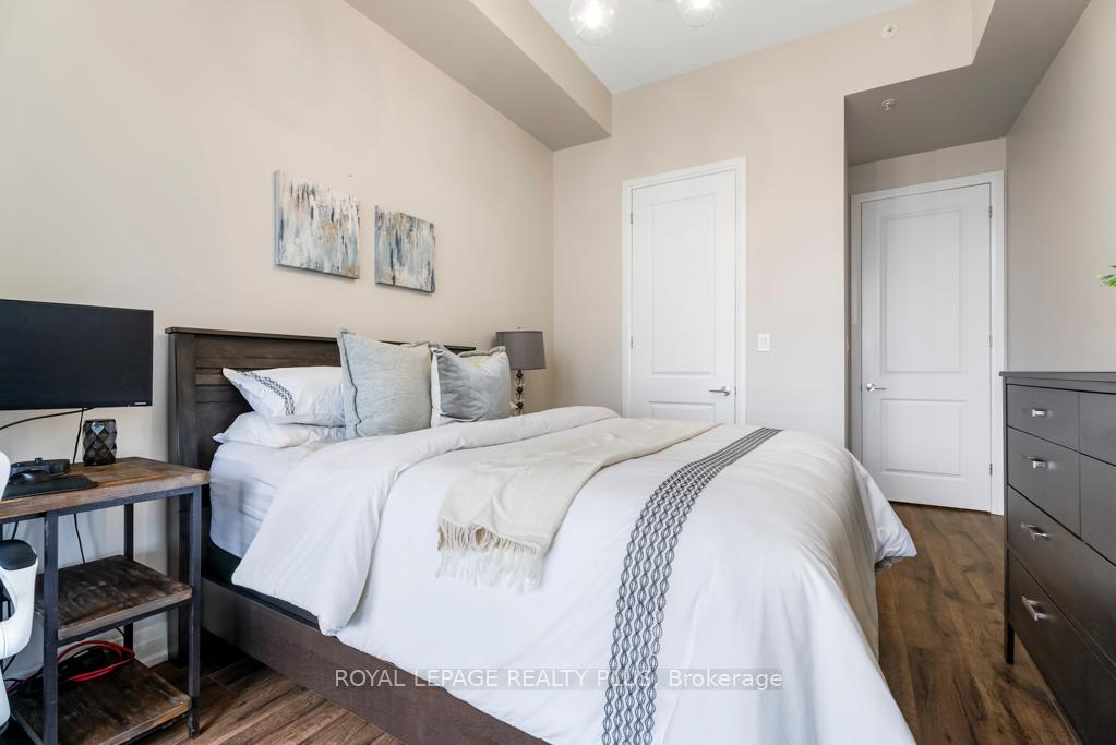 Photo 13 of Unit 514, 150 Oak Park Boulevard, Oakville, River Oaks — HOMEH