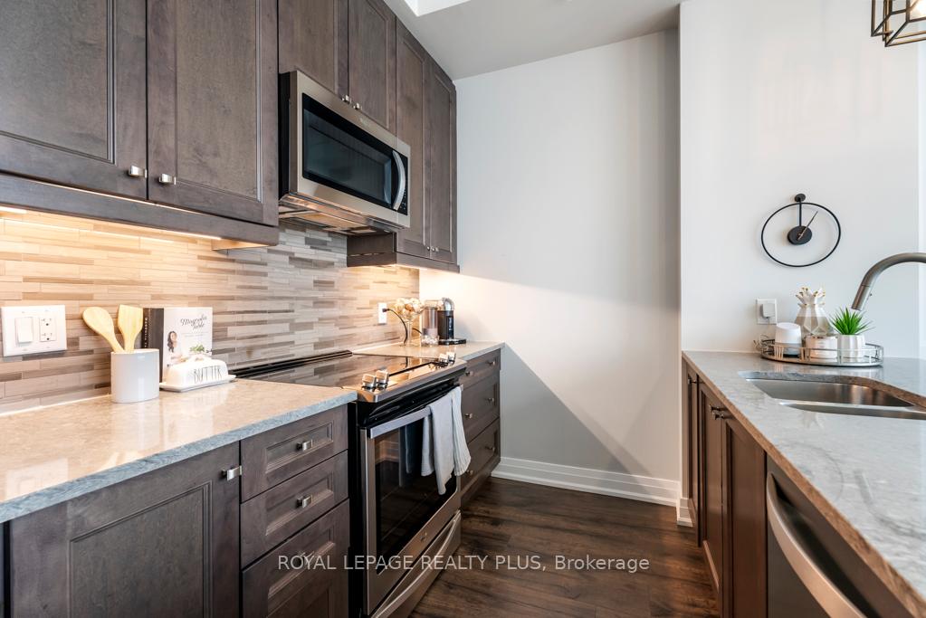 Photo 19 of Unit 514, 150 Oak Park Boulevard, Oakville, River Oaks — HOMEH