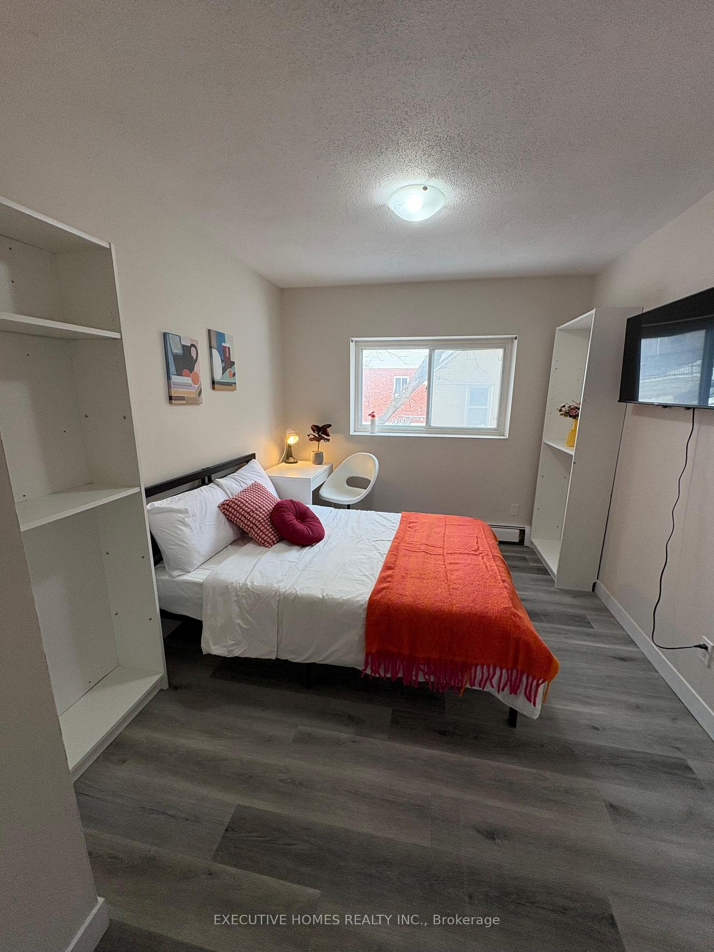 Photo 6 of Unit 8, 303 King Street N, Waterloo — HOMEH