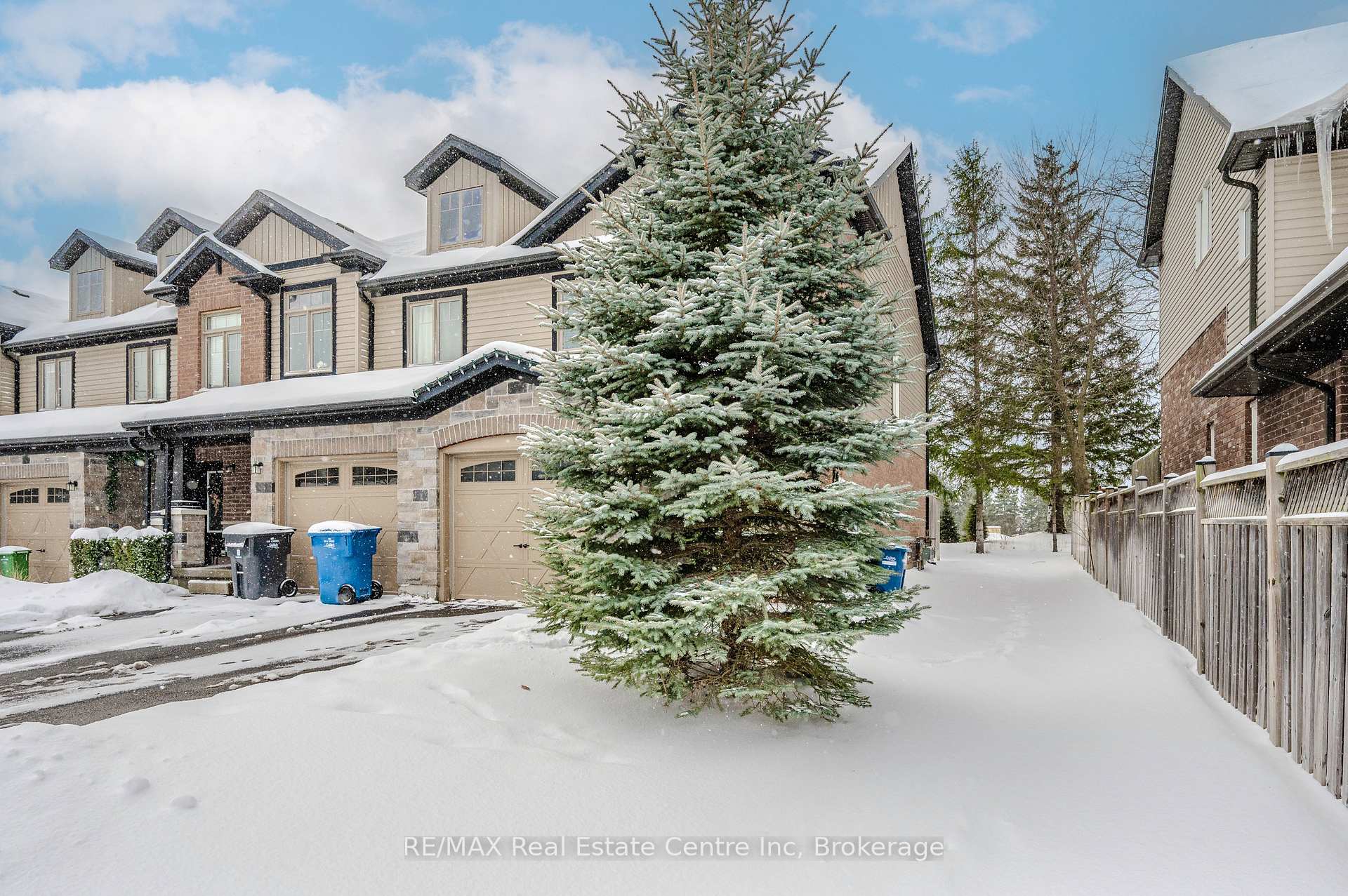 Photo 3 of 5 Arlington Crescent, Guelph, Pineridge/Westminster Woods — HOMEH