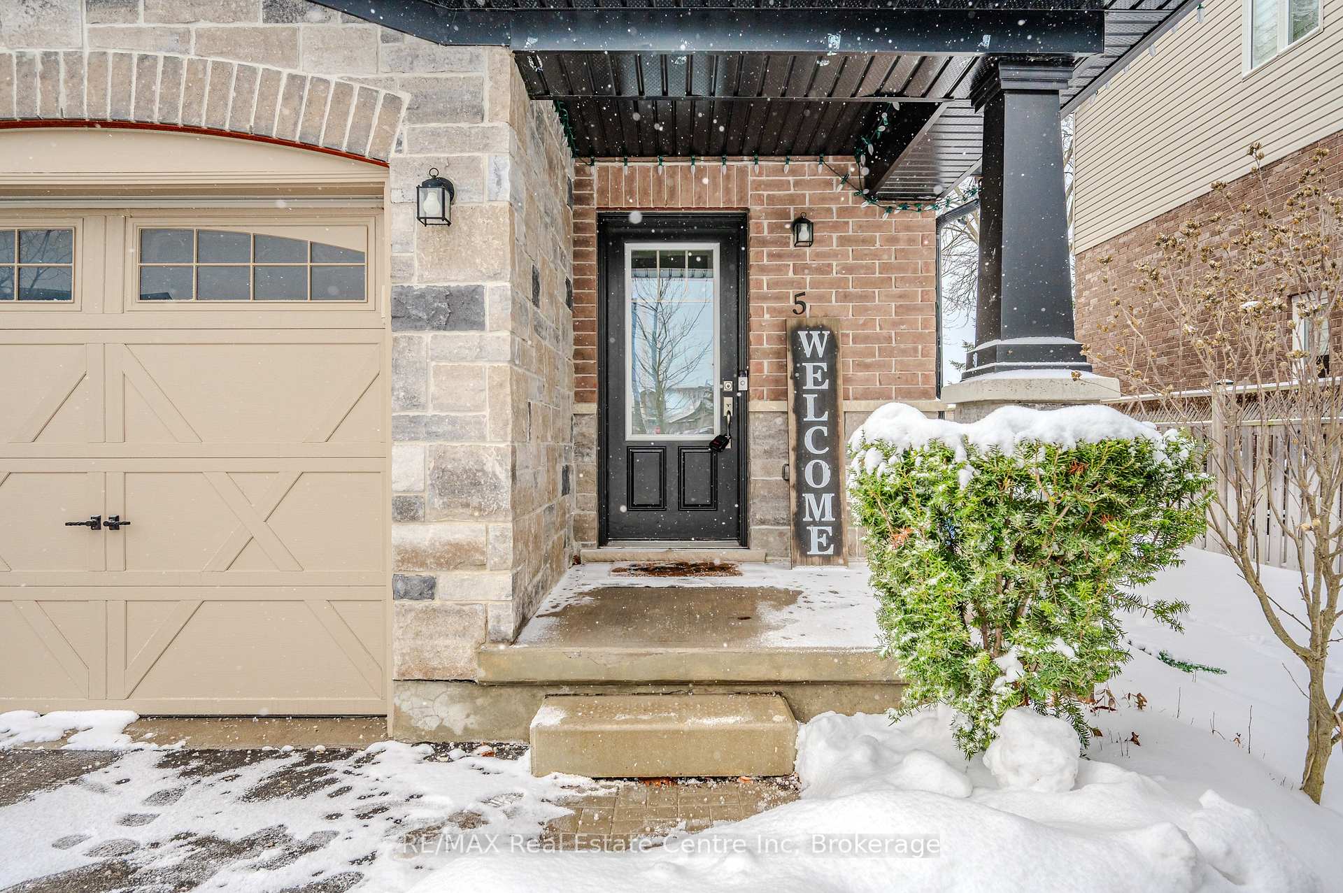 Photo 5 of 5 Arlington Crescent, Guelph, Pineridge/Westminster Woods — HOMEH