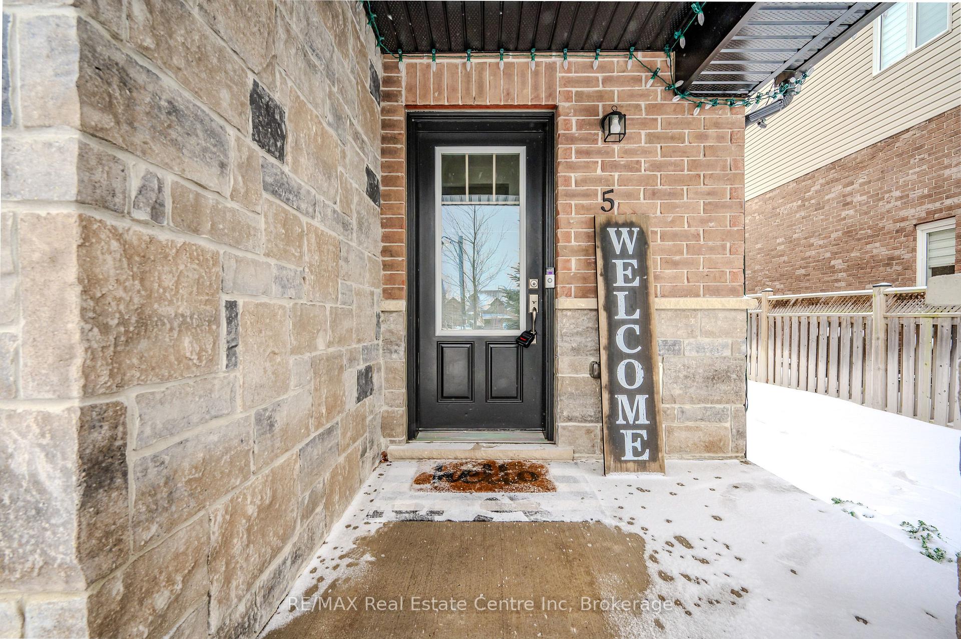 Photo 6 of 5 Arlington Crescent, Guelph, Pineridge/Westminster Woods — HOMEH