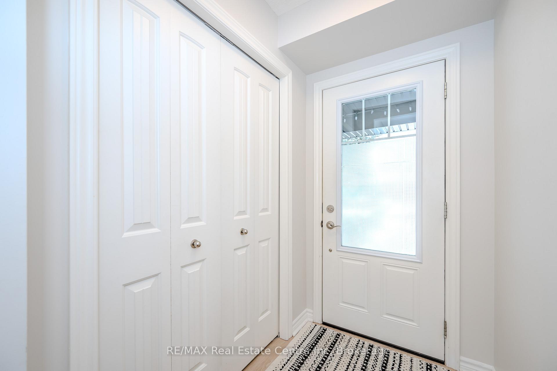 Photo 7 of 5 Arlington Crescent, Guelph, Pineridge/Westminster Woods — HOMEH