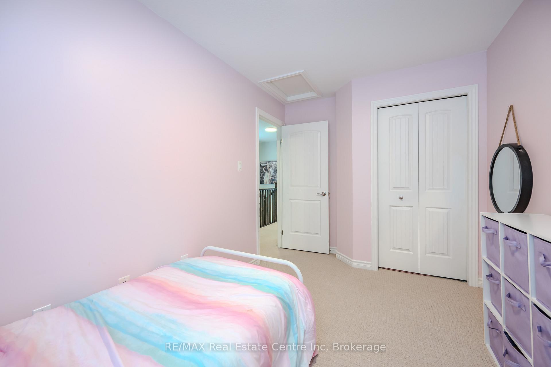 Photo 23 of 5 Arlington Crescent, Guelph, Pineridge/Westminster Woods — HOMEH