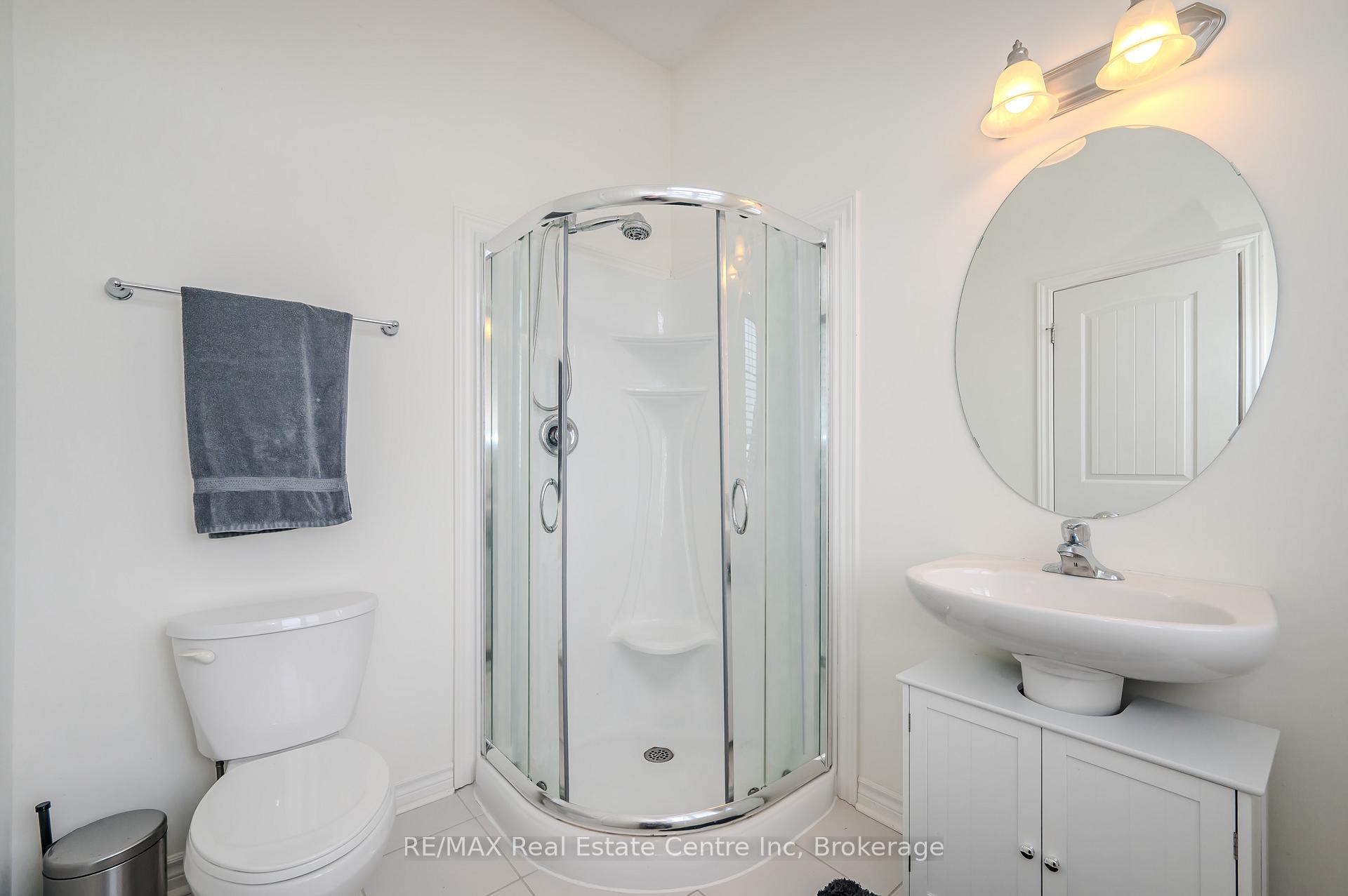 Photo 29 of 5 Arlington Crescent, Guelph, Pineridge/Westminster Woods — HOMEH
