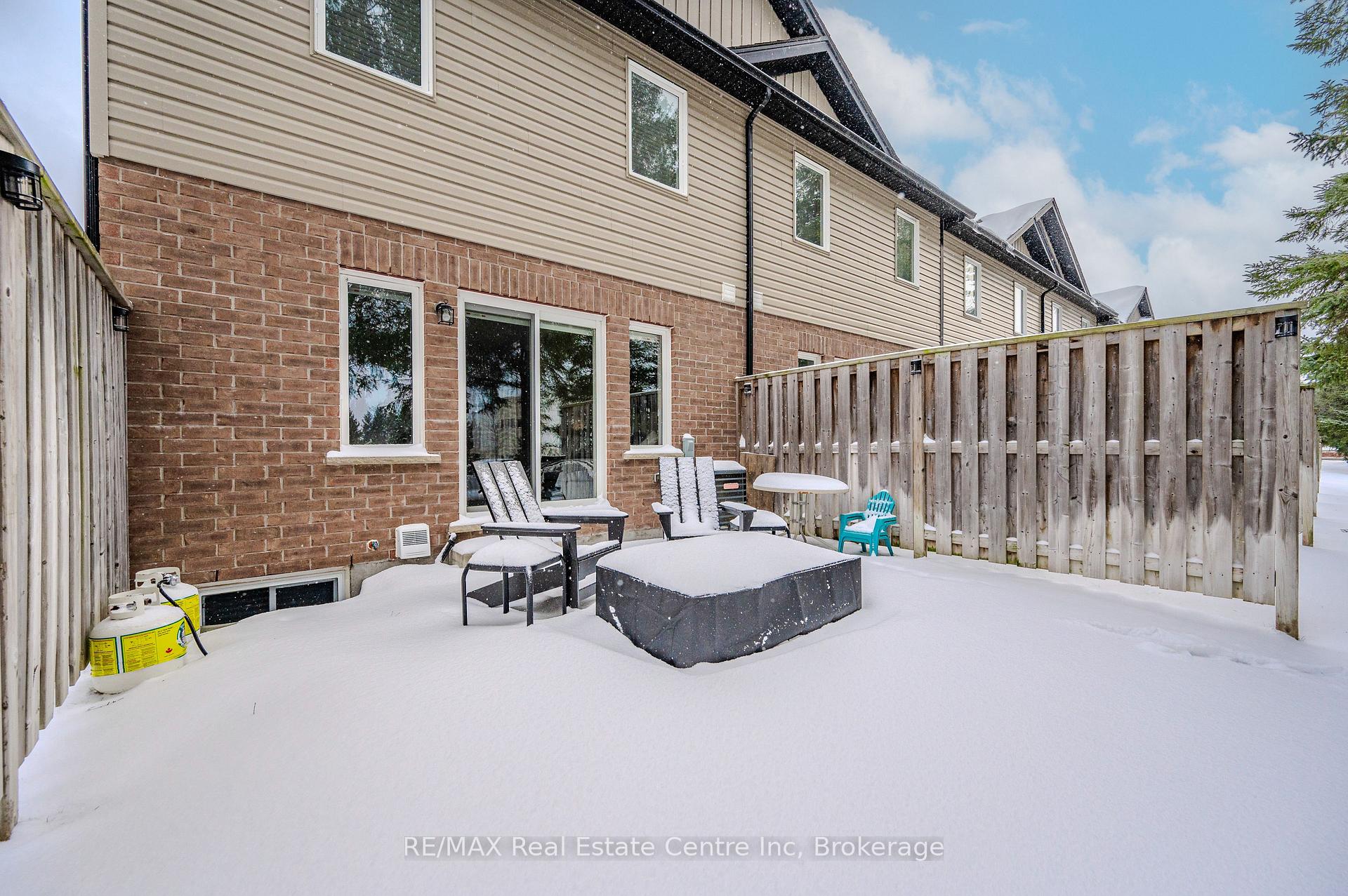 Photo 34 of 5 Arlington Crescent, Guelph, Pineridge/Westminster Woods — HOMEH