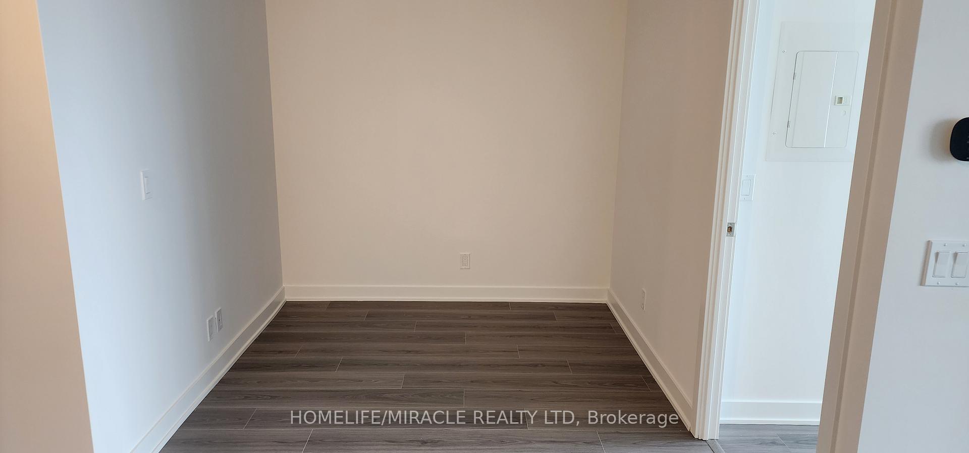 Photo 5 of Unit 1911, 30 Upper Mall Way, Vaughan, Brownridge — HOMEH